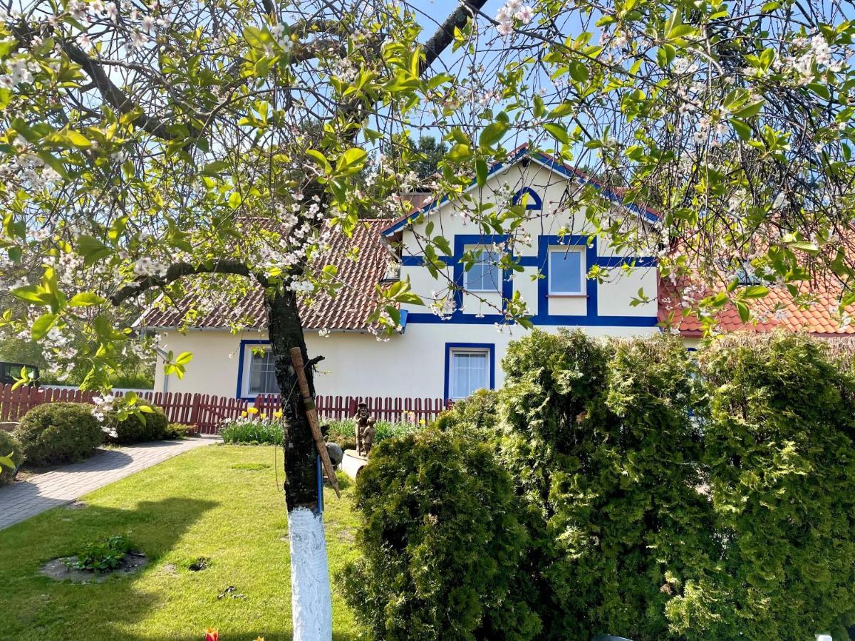 ホテル Old House ニダ エクステリア 写真